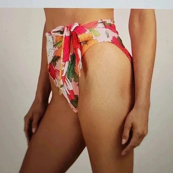 TRINA TURK SUNNY BLOOM HIGH WAISTED BOTTOM SIZE 4 - Picture 3 of 6